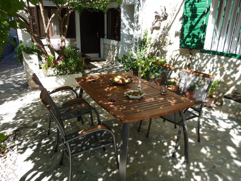 Paradise Stone Apartments Bol Bagian luar foto