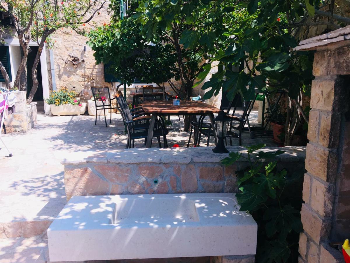 Paradise Stone Apartments Bol Bagian luar foto